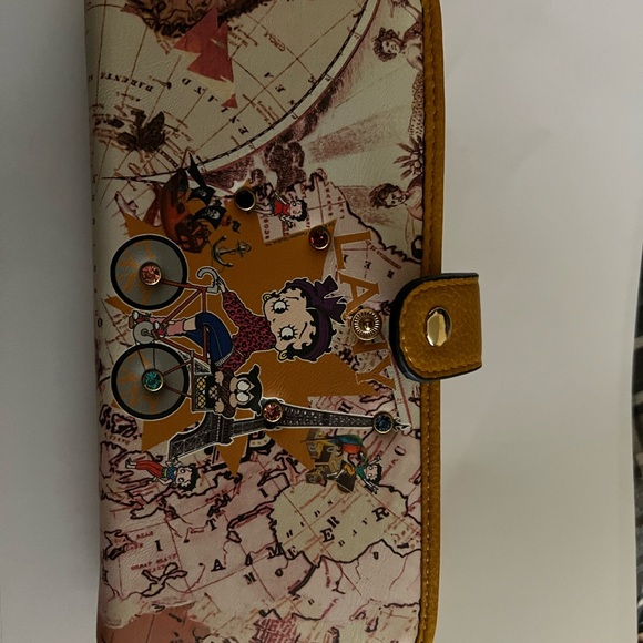 Betty Boop Wallet by Lany - Picture 4 of 8